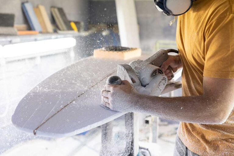 surfboard-manufacturing-1